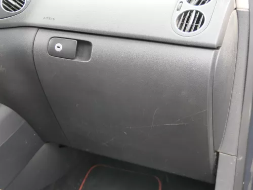 VW Golf Plus 5M Deckel Klappe für Handschuhfach Handschuhfachdeckel -Kratzer
