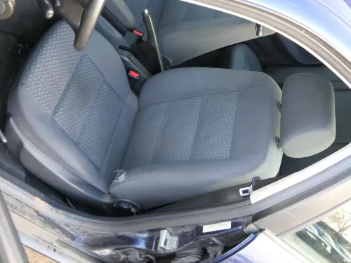 Audi A4 B5 Sitz Fahrersitz vorne links höhenverstellbar