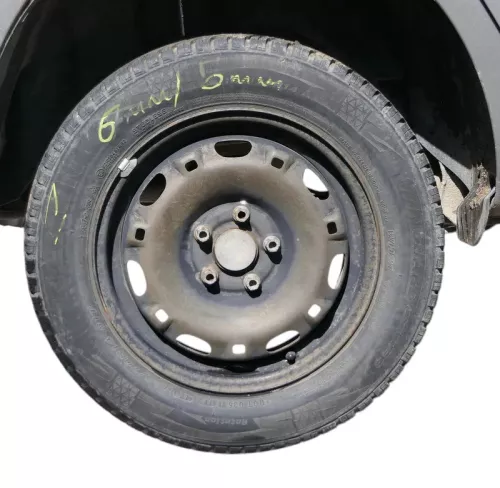2x Skoda Fabia Felgen Reifen 165/70 R14 81T Winterreifen M&S 5jx14H2 ET35  5-7mm (185131)