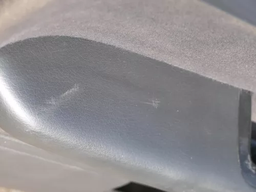 1x A4 8E B6 Türverkleidung Verkleidung Tür vorne links soul schwarz -ohne Schalt (185142)