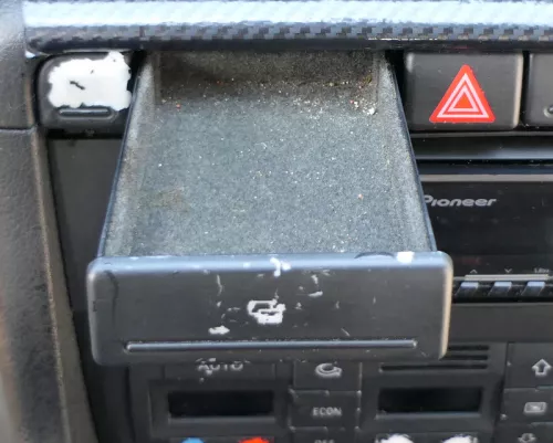 Audi A4 8E B6 Ablagefach Fach vorne  (185149)