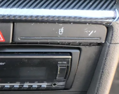 Audi A4 8E B6 B7 Becherhalter Dosenhalter Getränkehalter vorne 8E1862534J