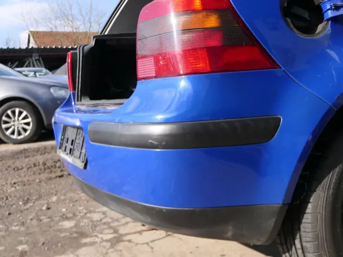 VW Golf 4 Limousine Stoßstange hinten Heckstoßstange Stoßfänger blau LW5Z (185169)