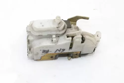 VW Polo 6N Schloß Tür Türschloß Stellmotor 6N1837016C Zentralverriegelung rechts (9999027)