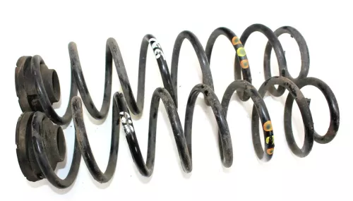 Polo 9N Feder hinten Federn (2x orange 1x gelb) 1,2 40kw AWY BMD 54PS 47kw 1,4