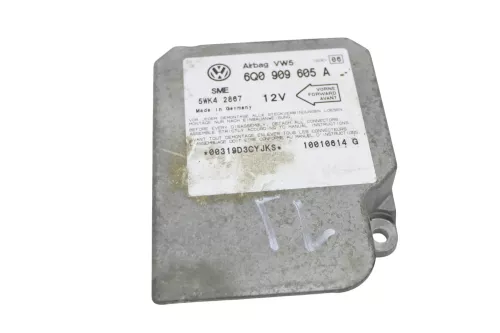 VW Bora Golf 4 Steuergerät Airbag Airbagsteuergerät 6Q0909605A Index 06