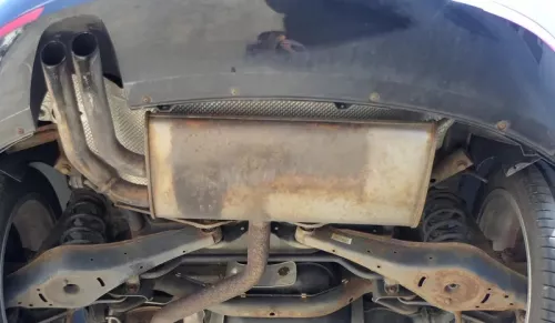 Altea 5P Leon 1P Auspuff Endschalldämpfer mitte 2,0 FSI BLR BVY Benziner