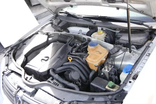VW Passat 3B A4 B5 Motorblock ARG Motor 1,8 92kw 125PS 20V Schaltwagen!