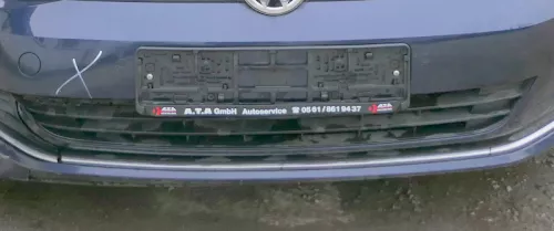 VW Golf 7 Gitter in Stoßstange Blende Abdeckung vorne mitte unten 5G0853671