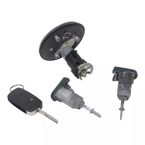 VW Golf 4 Bora Kombi Schloßsystem 2x Türschloß 1x Schlüssel Schloß Heckschschloß (149801)