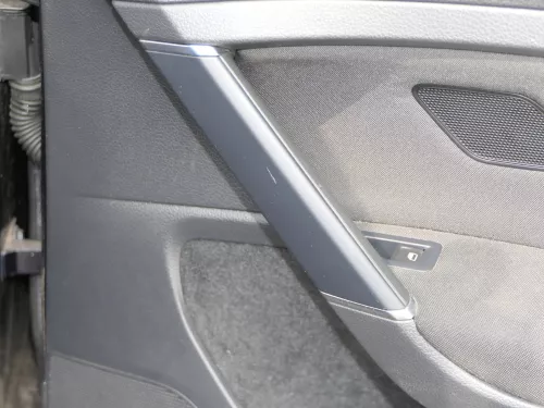 1x VW Golf 7 5G AU Variant Kombi Türverkleidung Tür hinten rechts schwarz (185495)