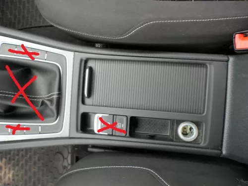 VW Golf 7 5G Becherhalter Getränkehalter Dosenhalter Halter Getränke Fach Ablage (185504)