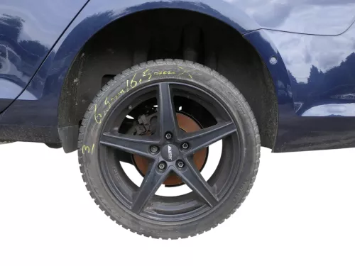 4x Golf 7 Passat Alufelgen 205/50 R17 93V Winterreifen Reifen ca. 6mm KBA 47095 (185725)