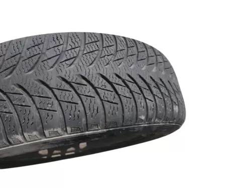 4x VW Golf 6 Plus 5M 195/65 R15 91T Winterreifen M+S Felgen Reifen M&S  ca.5-7mm (185818)