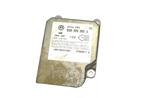 VW Polo 6N2 Bora Steuergerät Airbag Airbagsteuergerät 6Q0909605A Index 06