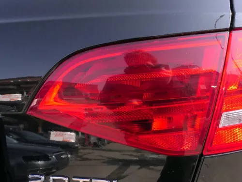 Audi A4 B8 8K Avant hinten rechts innen 8k9945094 Rückleuchte original (keinLED)