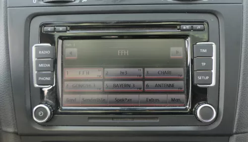 VW Passat 3C Golf 5 Touran Radio CD RCD510 3C8035195F mit Code - SD Karte (112301)