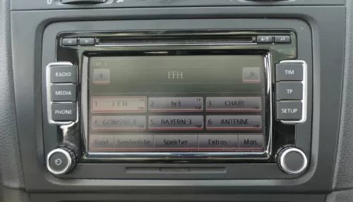 VW Passat 3C Golf 5 Touran Radio CD RCD510 3C8035195F mit Code - SD Karte