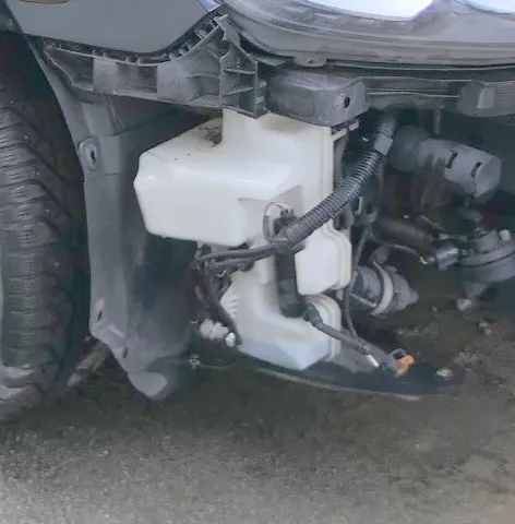 VW Golf 5 Wischwasserbehälter Behälter Wischwasser 1K6955453F G H SWR mit Pumpen (129248)