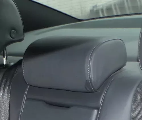1x Audi A6 4F C6 Kopfstütze hinten mitte mittig Kopfstützen Leder Perlnappaleder
