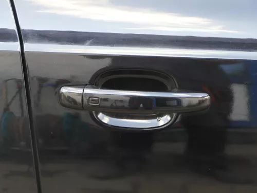 1x Audi A4 8K Türgriff Tür Griff hinten links rechts hinten außen schwarz LZ9Y