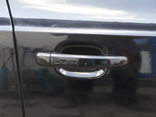 1x Audi A4 8K Türgriff Tür Griff hinten links rechts hinten außen schwarz LZ9Y