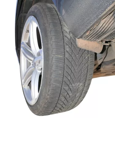 4x A6 4F Alufelgen Allwetterreifen Reifen Felgen 255/35 ZR19 6-8mm 8T0601025T (185984)