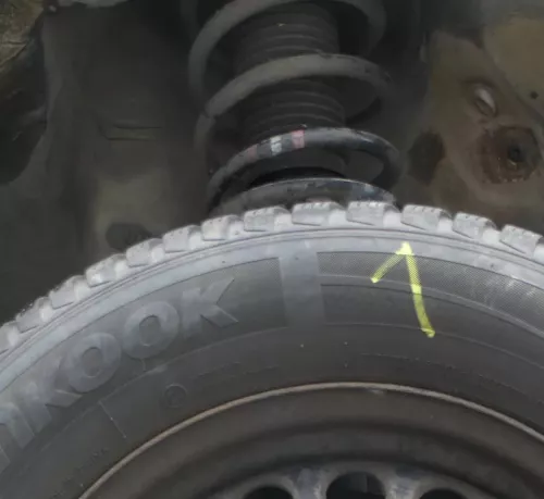 1x Golf Altea Stoßdämpfer Federbein Feder vorn rechts +links Federn - Tiefer gel