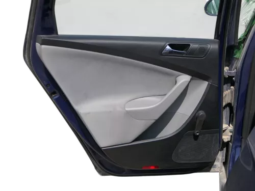 1x VW Passat 3C Variant Türverkleidung Verkleidung Tür hinten links grau