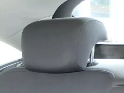 1x Audi A58 T Kopfstütze hinten rechts oder links schwarz /soul