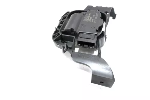 Polo 6R 6J Stellmotor für Umluftbetriebsmöglichkeit manu Klimaanlage 6R1907511A (106835)