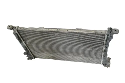 Audi A4 8K A5 Kühler 8K0121251AJ Wasserkühler Benziner Automatik ## (186380)
