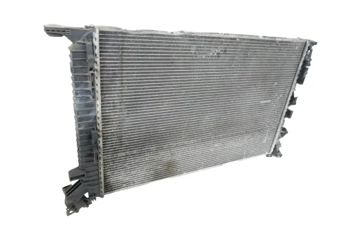 Audi A4 8K A5 Kühler 8K0121251AJ Wasserkühler Benziner Automatik ## (186380)