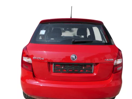 Skoda Fabia 5J Limousine Schrägheck Heckklappe hinten mit Scheibe rot LF3K