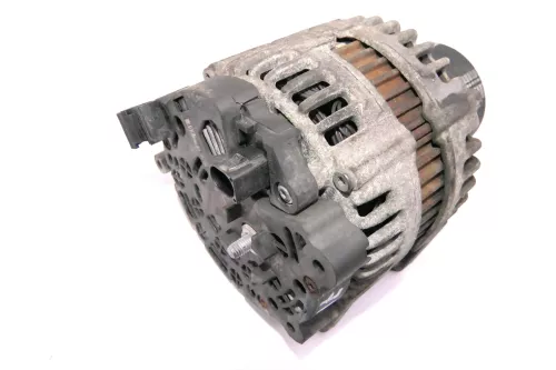 VW T5 Lichtmaschine 2.5 TDI 150A 14V 070903115F Generator
