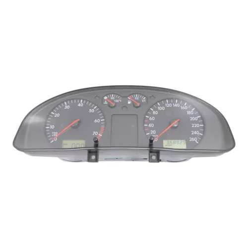 VW Passat 3B Tacho Tachometer Kombiinstrument 369.000km 3B1919880 Benziner
