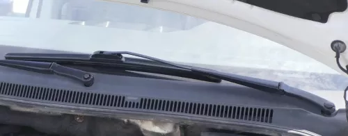 VW T5 Facelift Aero-Twin Wischerarm Arm Scheibenwischer vorne links 7H1955409C