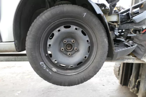4x VW Polo 9N Felgen Reifen 165/70 R14 81T Sommerreifen 5jx14H2 ET35 ca. 5-7mm