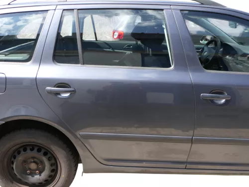 Skoda Octavia 1Z Kombi Tür hinten rechts LF8J grau (ohneAnbauteile)