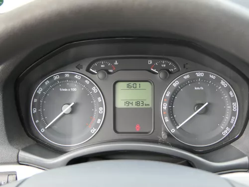 Skod Octavia 1Z Tacho Tachometer Kombiinstrument 1Z0920812B Benzin BLF 194.000km