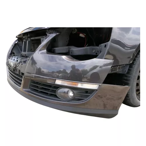 VW Passat 3C Kombi Stoßstange vorne Stoßfänger braun LC8Z - kein ohneGrill (186671)