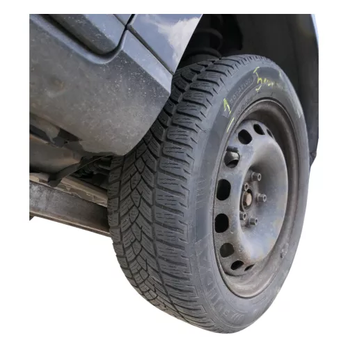 4x VW Passat 3C Golf Reifen Winterrreifen M&S 205/55 R16 91H Felgen ca.5mm (186790)