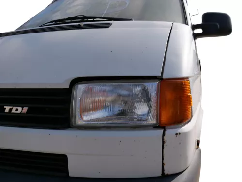 VW T4 kurze Version Grill Kühlergrill VW Zeichen Logo weiß R902 Allstar (186809)