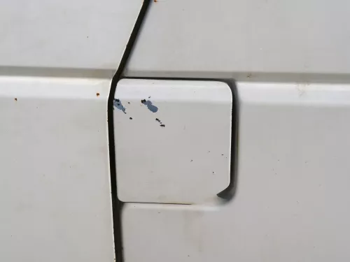 VW T4 Tankdeckel Tankklappe Tank Deckel Klappe weiß R902