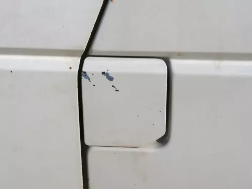 VW T4 Tankdeckel Tankklappe Tank Deckel Klappe weiß R902