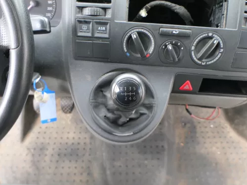 VW T5 Schaltung Schalthebel 5-Gang Schaltknauf Schaltsack Schaltehebel Schaltun (186925)