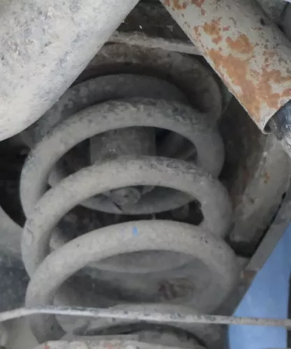 2 Stück VW T5 Feder Federn hinten links + rechts 2,5 TDI Transporter 7E0511115M (186972)