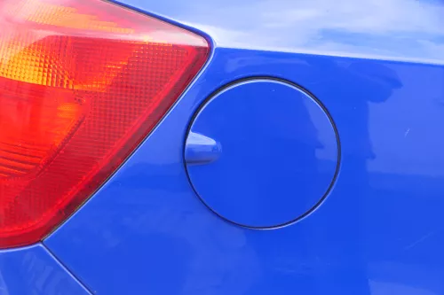 Skoda Fabia 5J Limousine Tankdeckel Deckel Tank Tankverschluß blau LF5K