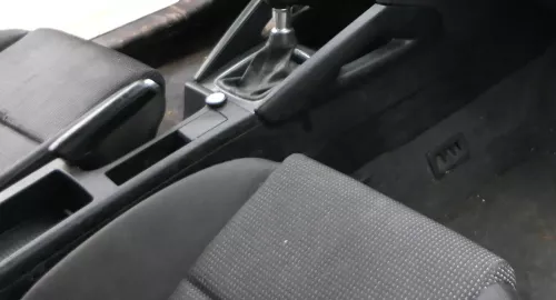 Audi A3 8P Mitteltunnel hinten Verkleidung um Handbremse Konsole - schwarz (187325)