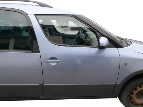 Skoda Roomster 5J Tür vorne rechts Beifahrertür - blau LF5Y Scou mit Leiste